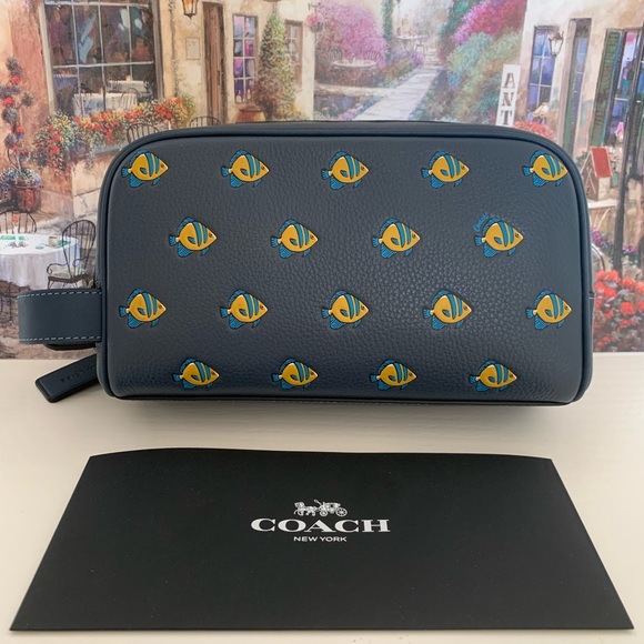 Coach Small Travel Kit With Fish Print NWT - Picture 2 of 14